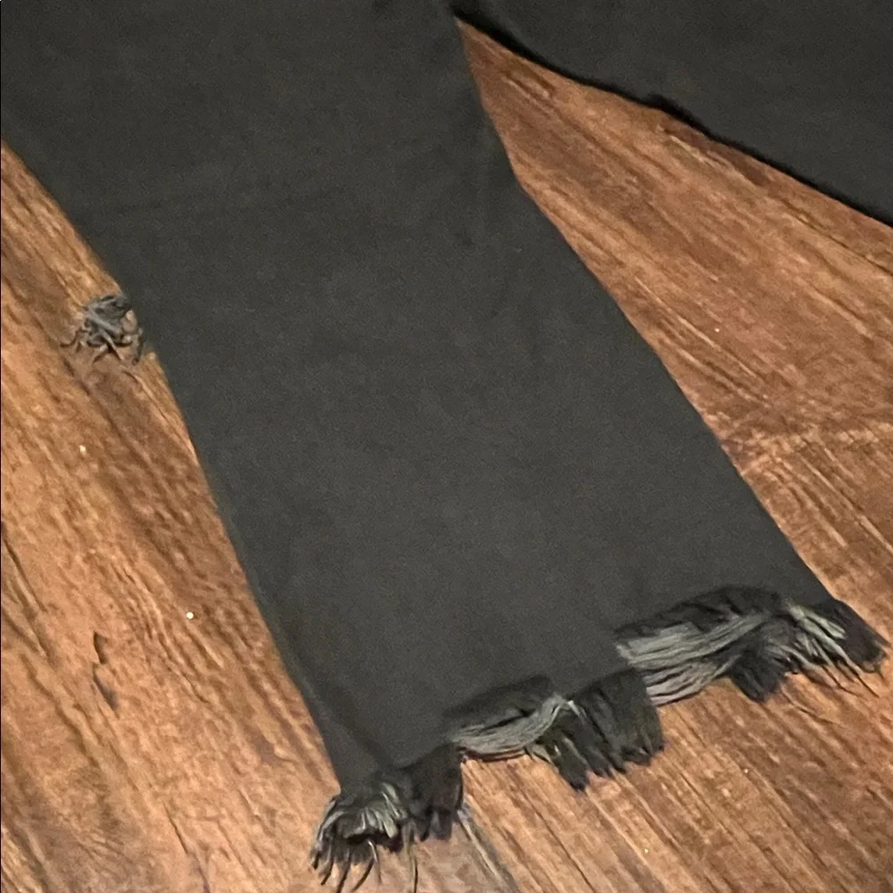 Size 32 Maggie Distressed Black Women Jeans - Picture 8 of 12